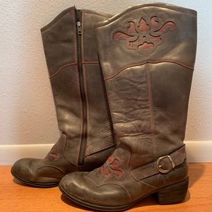 Born boots